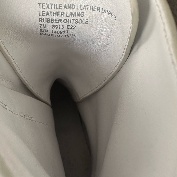 Tory Burch Combat Boots in white leather with black soles size 7 US Women New - Picture 6 of 7